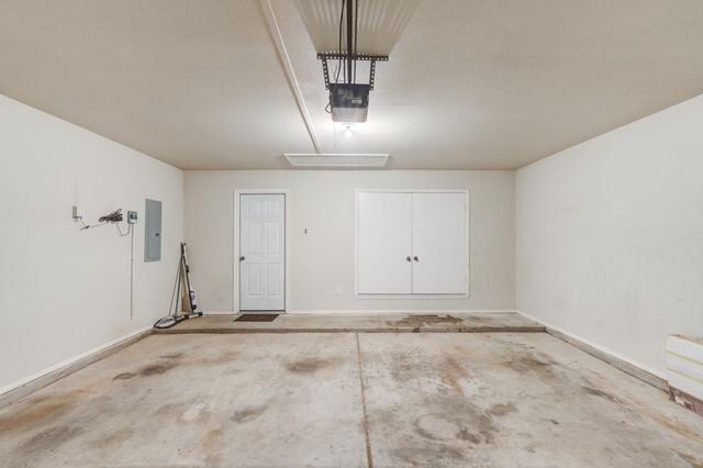 6555 92nd Street, Lubbock, TX 79424