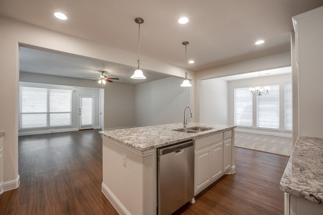 3205 Damsel Sauvage Lane, Lewisville, TX 75056
