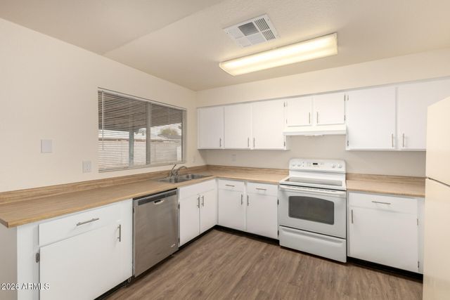 17831 N 55TH Drive, Glendale, AZ 85308