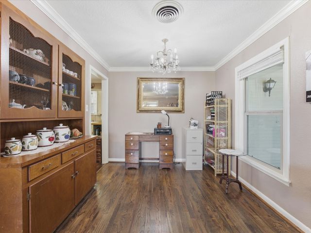 301 Ovilla Road, Waxahachie, TX 75167