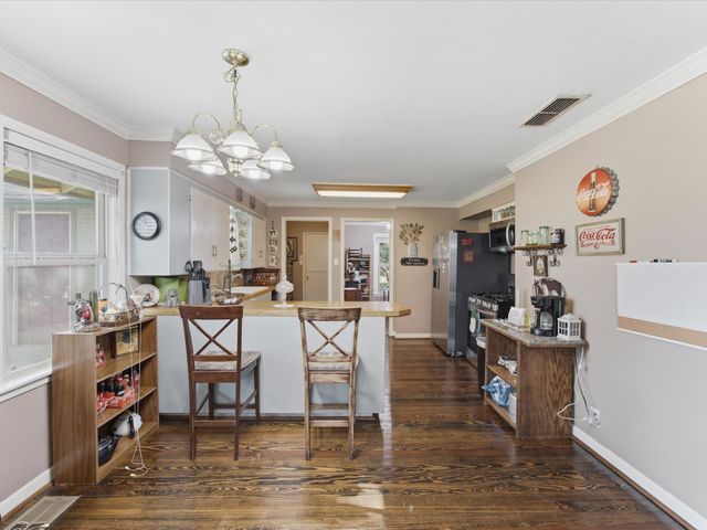 301 Ovilla Road, Waxahachie, TX 75167