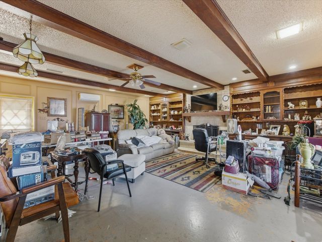 301 Ovilla Road, Waxahachie, TX 75167