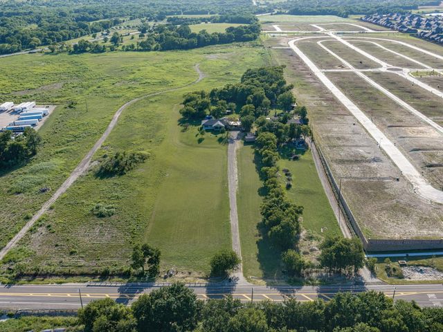 301 Ovilla Road, Waxahachie, TX 75167