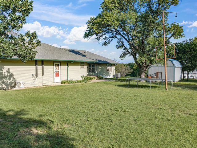 301 Ovilla Road, Waxahachie, TX 75167