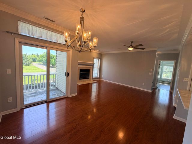 413 Diamond Rock Circle, Troy, NY 12182