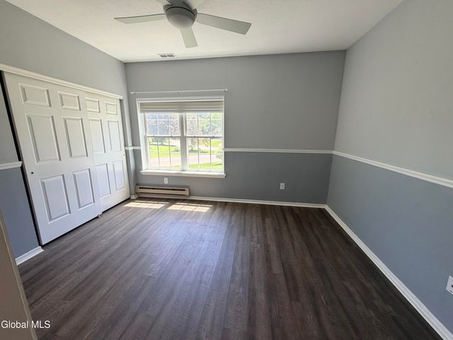 413 Diamond Rock Circle, Troy, NY 12182