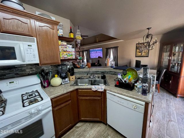 11749 MESQUITE MIEL Drive, El Paso, TX 79934