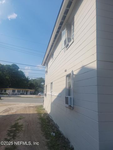 5718 MERRILL Road, Jacksonville, FL 32277