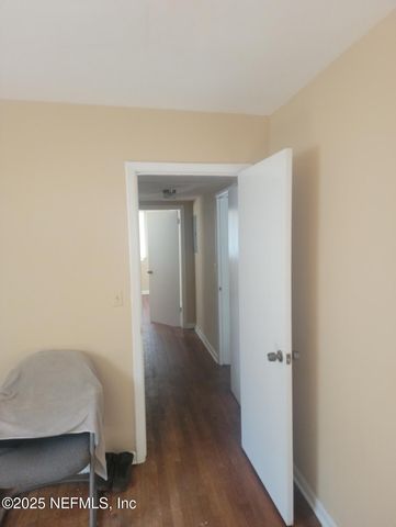 5718 MERRILL Road, Jacksonville, FL 32277