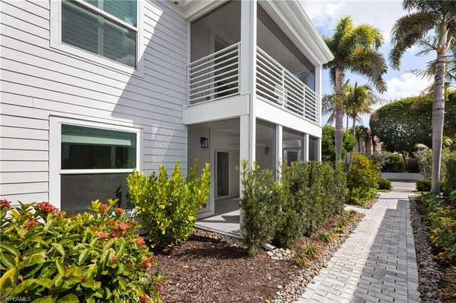 600 3rd ST S # 2, Naples, FL 34102