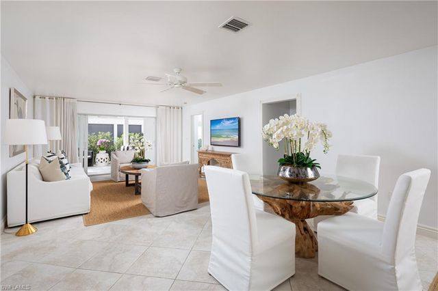 600 3rd ST S # 2, Naples, FL 34102