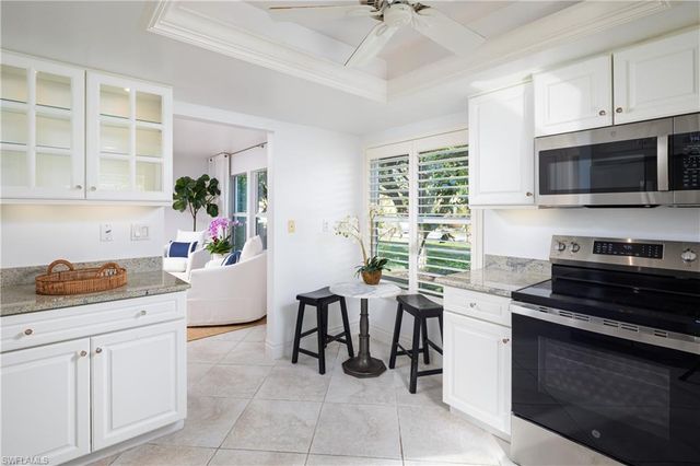 600 3rd ST S # 2, Naples, FL 34102