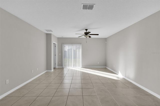 5204 WHITE CHICORY DRIVE, Apollo Beach, FL 33572