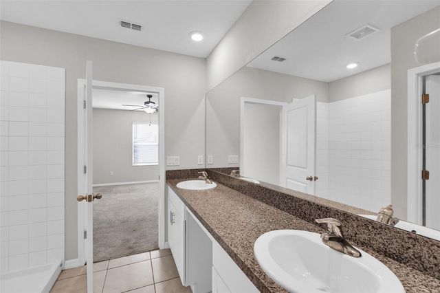 5204 WHITE CHICORY DRIVE, Apollo Beach, FL 33572