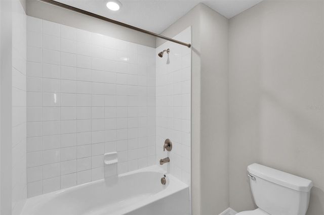 5204 WHITE CHICORY DRIVE, Apollo Beach, FL 33572