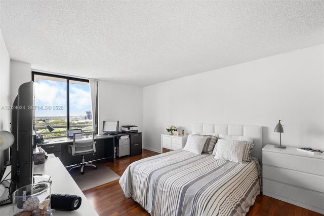 3300 NE 192nd St 1601, Aventura, FL 33180