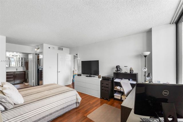 3300 NE 192nd St 1601, Aventura, FL 33180