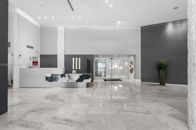 3300 NE 192nd St 1601, Aventura, FL 33180