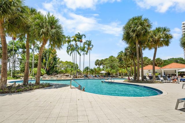 3300 NE 192nd St 1601, Aventura, FL 33180