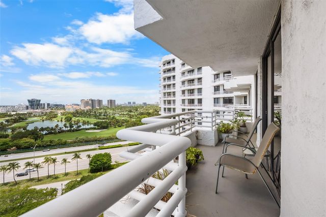 3300 NE 192nd St 1601, Aventura, FL 33180