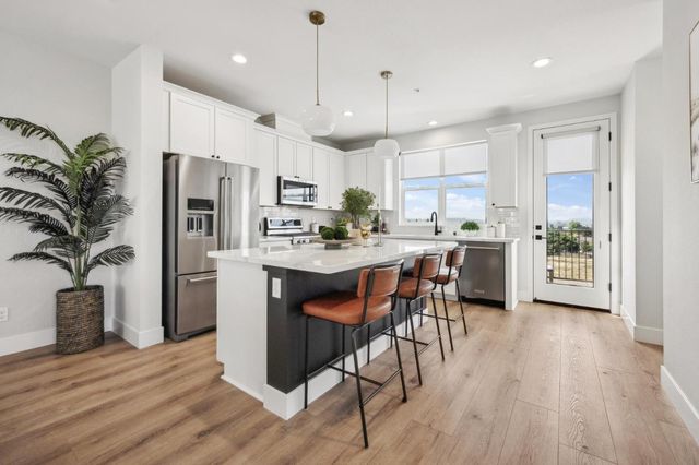 138 Skyline Vista Way, Watsonville, CA 95076