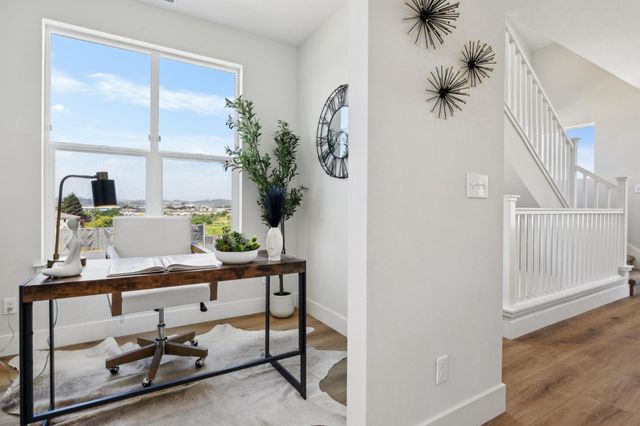 138 Skyline Vista Way, Watsonville, CA 95076