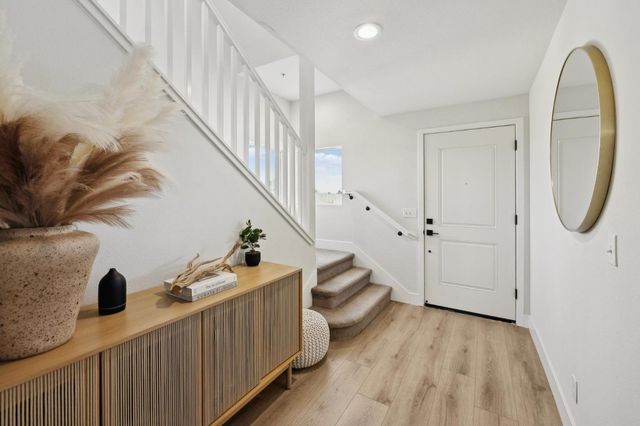 138 Skyline Vista Way, Watsonville, CA 95076