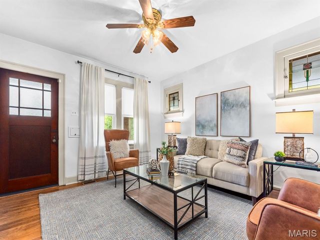 7739 Dale Avenue, St Louis, MO 63117