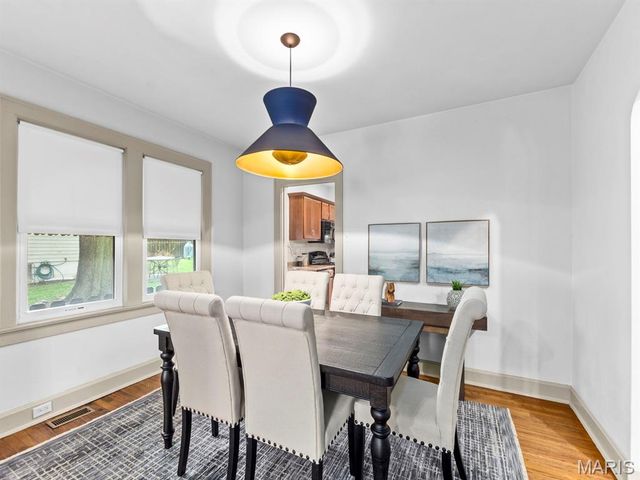 7739 Dale Avenue, St Louis, MO 63117
