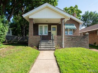 7739 Dale Avenue, St Louis, MO 63117