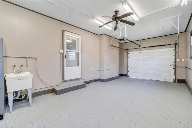 2407 Laura RD, Roanoke, VA 24017
