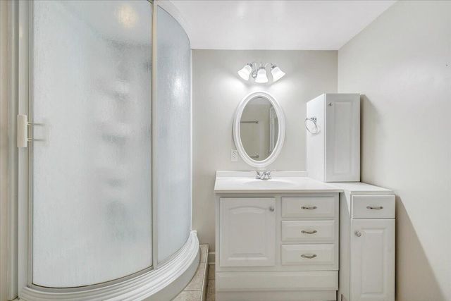 2407 Laura RD, Roanoke, VA 24017