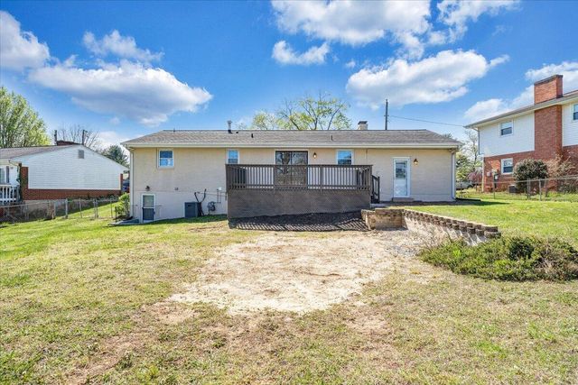2407 Laura RD, Roanoke, VA 24017