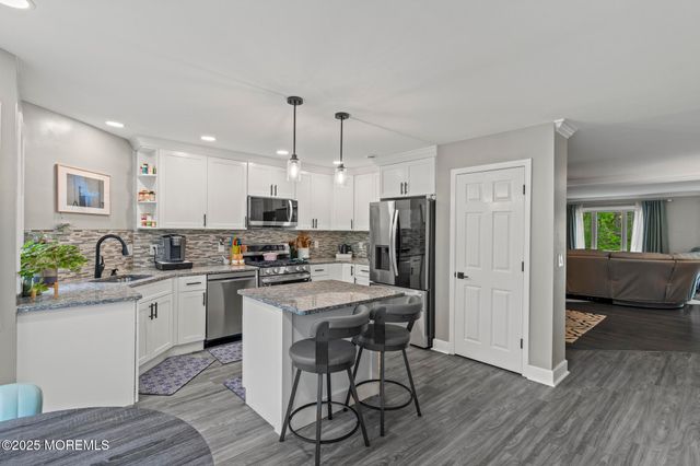 142 Orchid Court, Toms River, NJ 08753