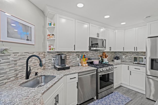 142 Orchid Court, Toms River, NJ 08753