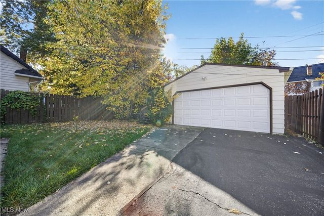 3314 Tullamore Road, Cleveland Heights, OH 44118