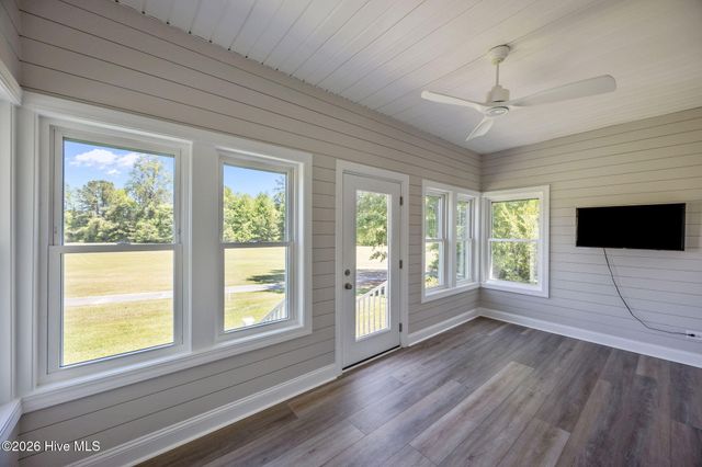 908 Taberna Circle, New Bern, NC 28562