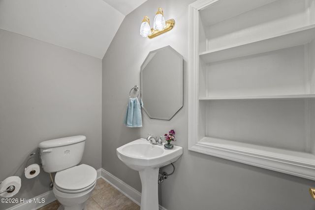 908 Taberna Circle, New Bern, NC 28562