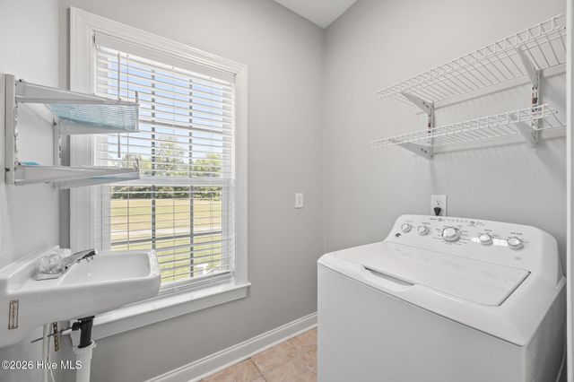 908 Taberna Circle, New Bern, NC 28562