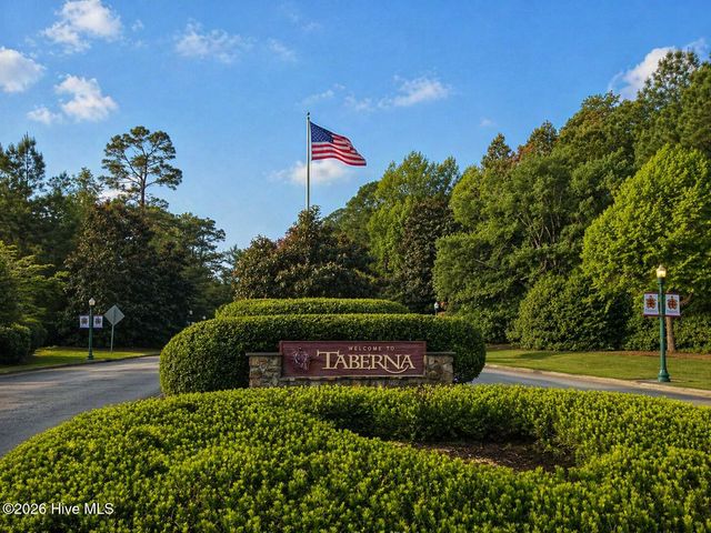 908 Taberna Circle, New Bern, NC 28562