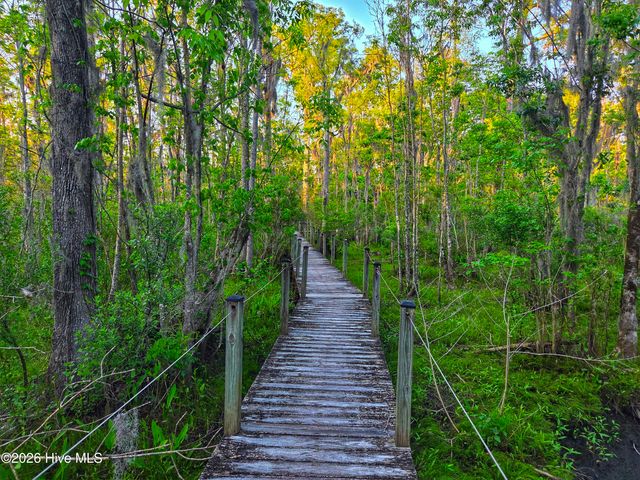 908 Taberna Circle, New Bern, NC 28562