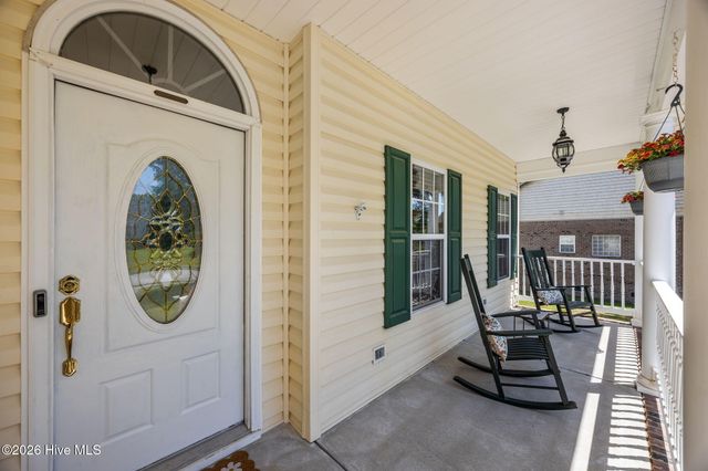 908 Taberna Circle, New Bern, NC 28562