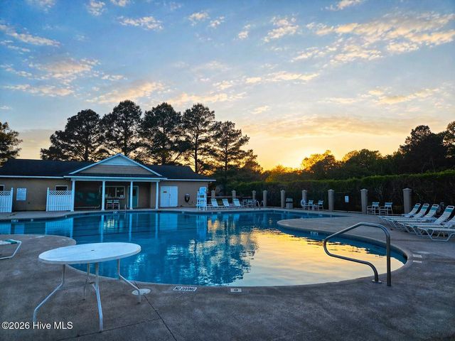 908 Taberna Circle, New Bern, NC 28562