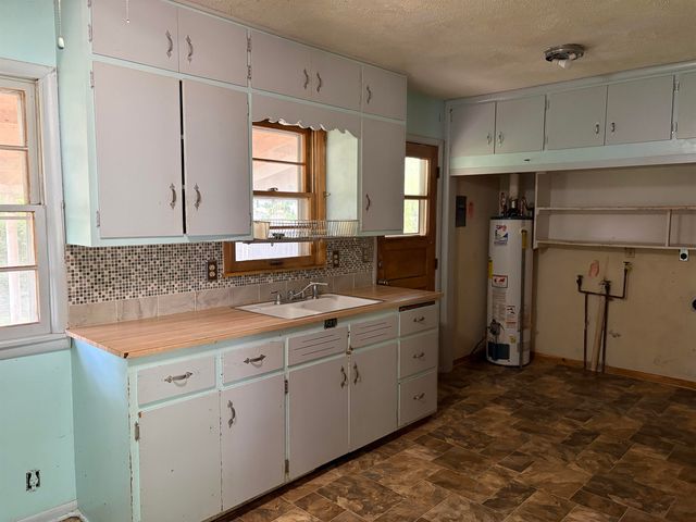 815 S Audrey Dr, El Dorado, KS 67042