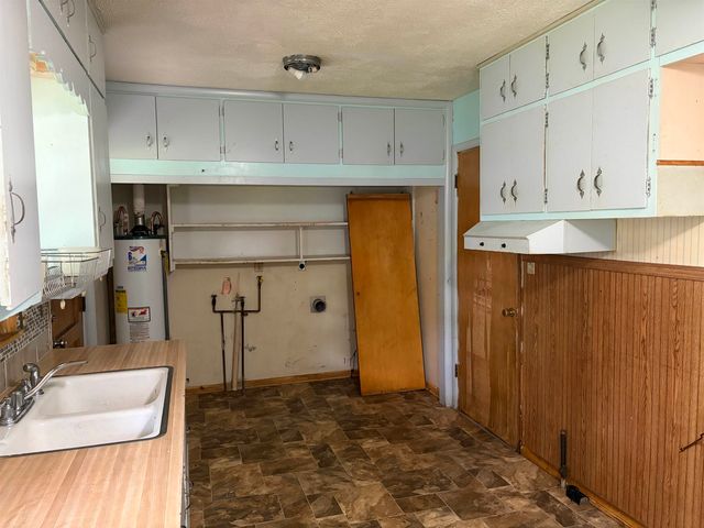815 S Audrey Dr, El Dorado, KS 67042