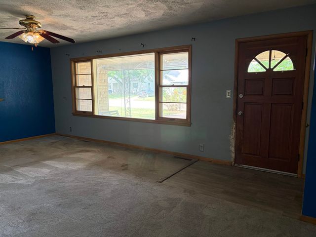 815 S Audrey Dr, El Dorado, KS 67042