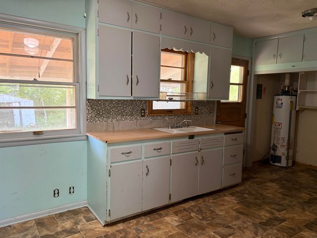 815 S Audrey Dr, El Dorado, KS 67042