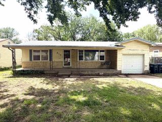 815 S Audrey Dr, El Dorado, KS 67042