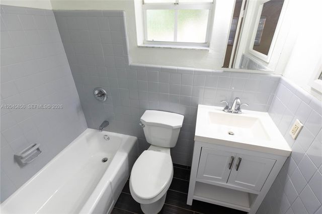 2945 Day Avenue 2953, Miami, FL 33133