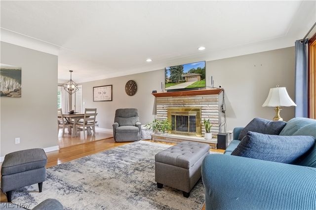 7068 Middlebrook Boulevard, Middleburg Heights, OH 44130